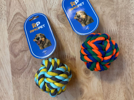 Pelota chica para perros!